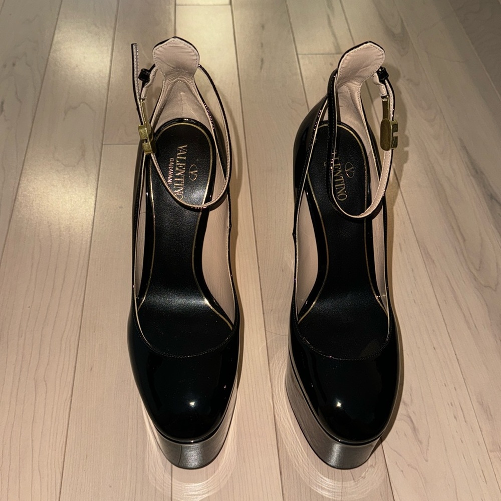 Valentino Garavani Black Patent Leather Platform Pumps with Gold Buckle